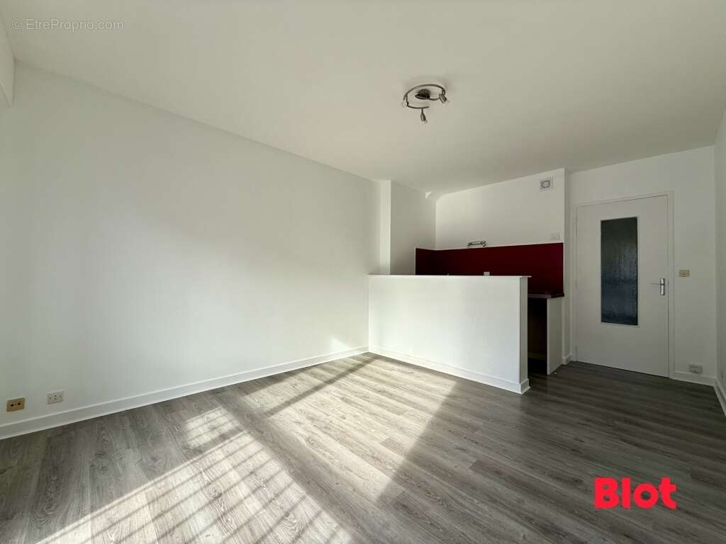 Appartement à LE POULIGUEN