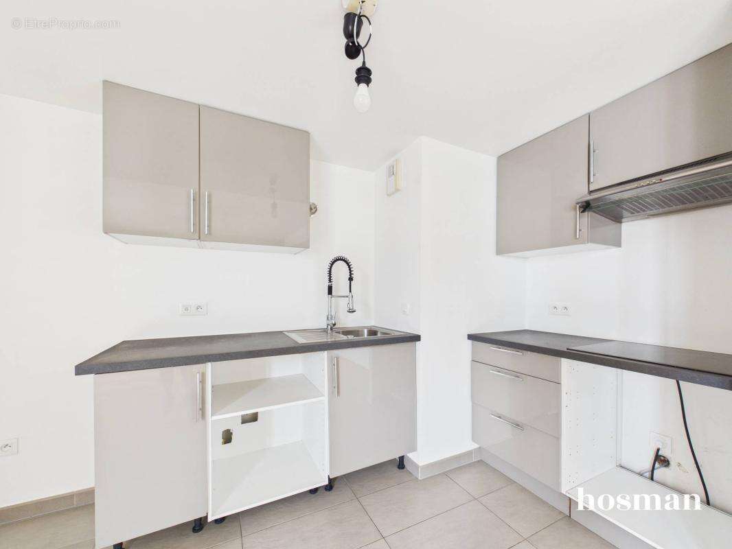 Appartement 2 pièces de 56 m² avec terrasse et parking - Avenue Sisley, Suresnes - photo 9
