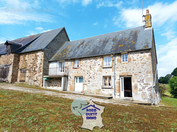 Maison à SAINT-BOMER-LES-FORGES