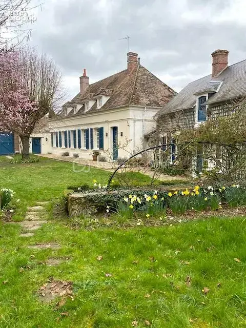 Une demeure authentique au charme intemporel, entre nature et histoire - photo 16