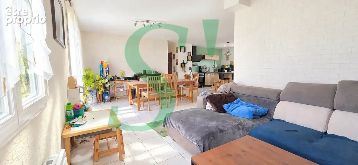 Maison 4 pièces 84 m² à vendre à Etrepagny (27150) - photo 3