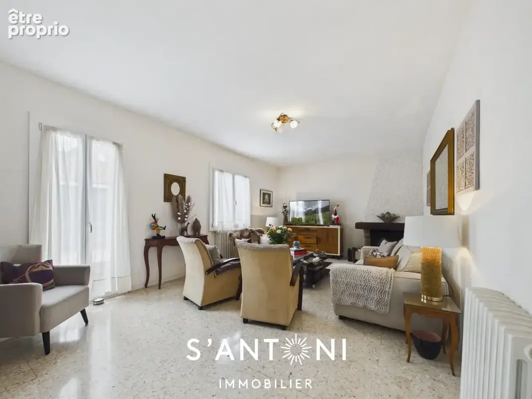 Florensac- maison de caractère en pierre avec 2 garages, patio et terrasse - photo 6