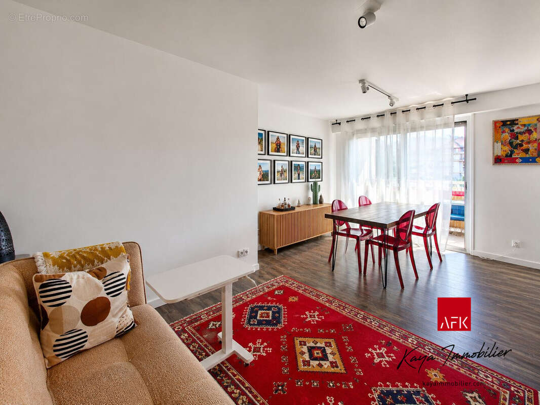 Appartement 63 m² à Ville-La-Grand  - photo 2