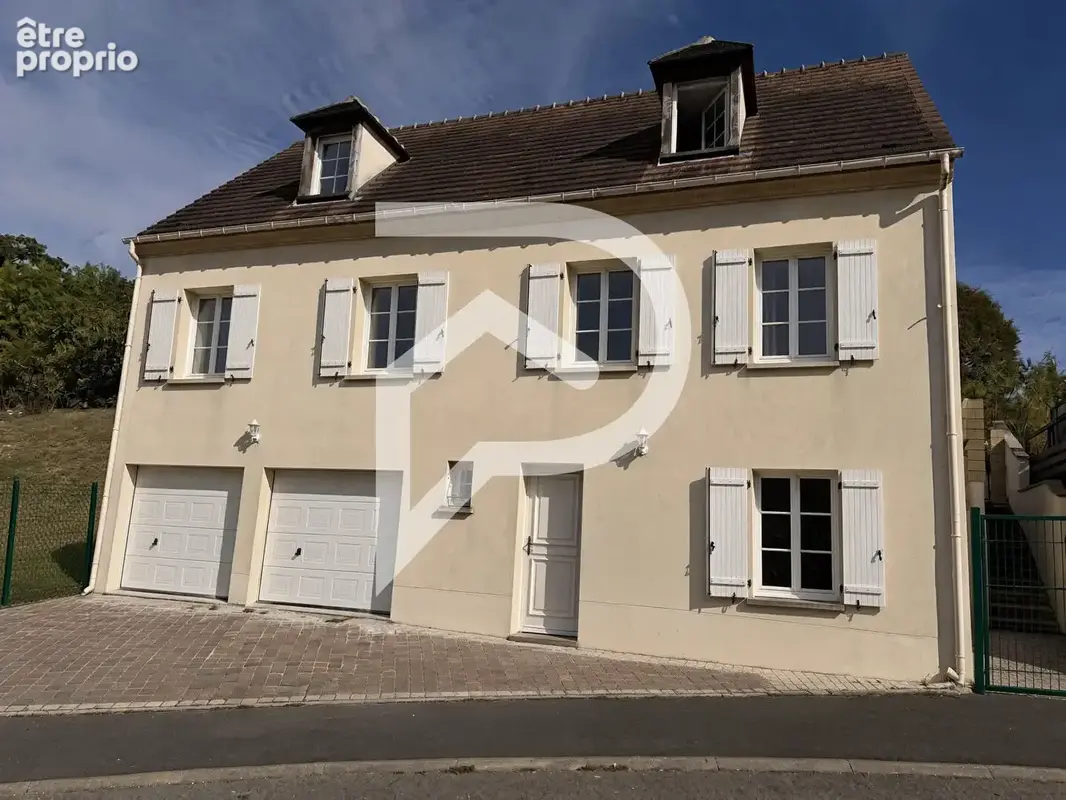 Maison à MERU