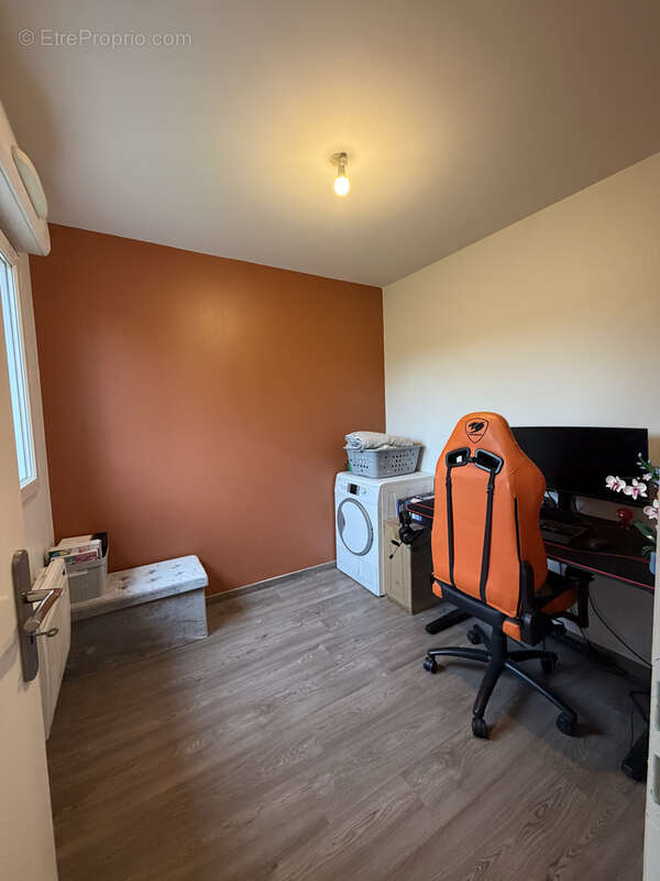 Appartement à PETIT-COURONNE