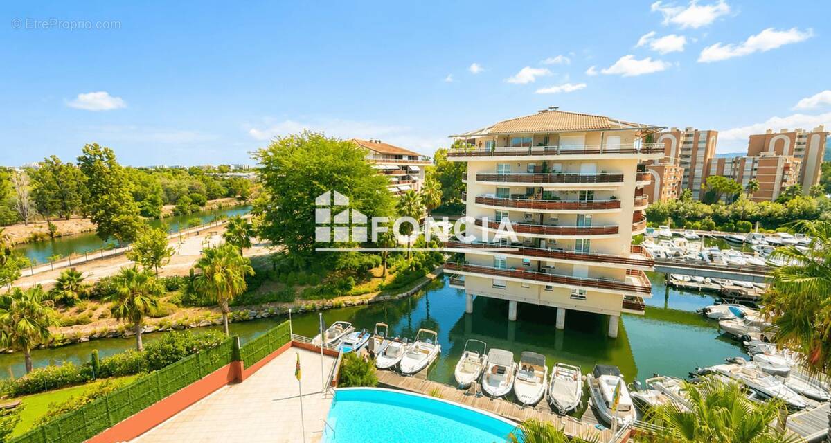 Appartement à MANDELIEU-LA-NAPOULE