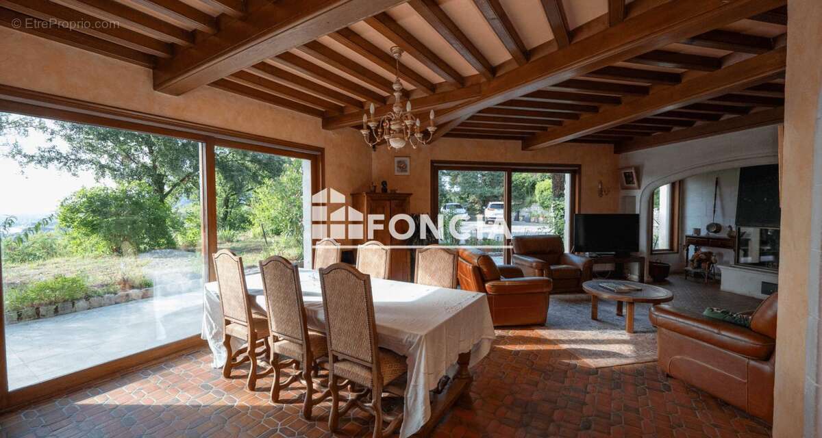Saint-Jean-de-Muzols, très belle maison d'architecte d'environ 175 m2 avec une vue magnifique - photo 3