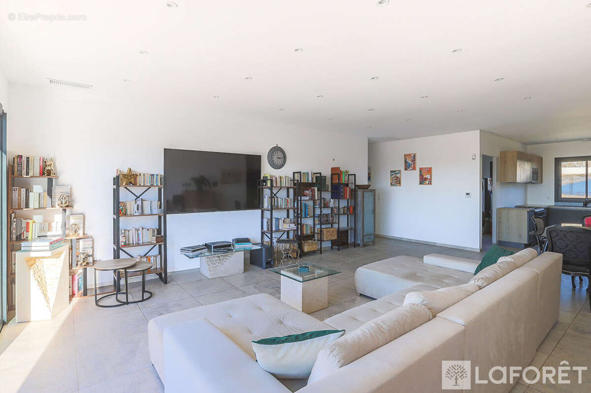 Maison à L'ILE-ROUSSE