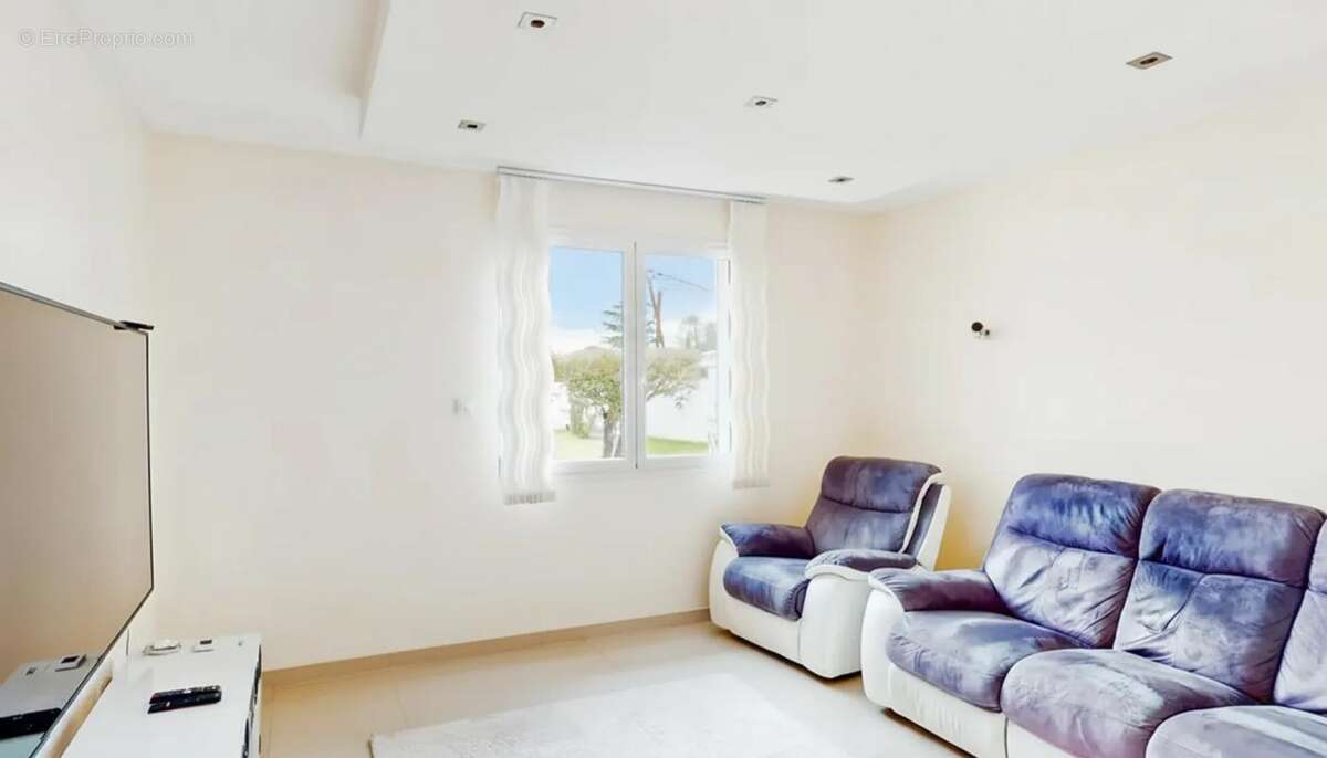 Maison à CASTELSARRASIN