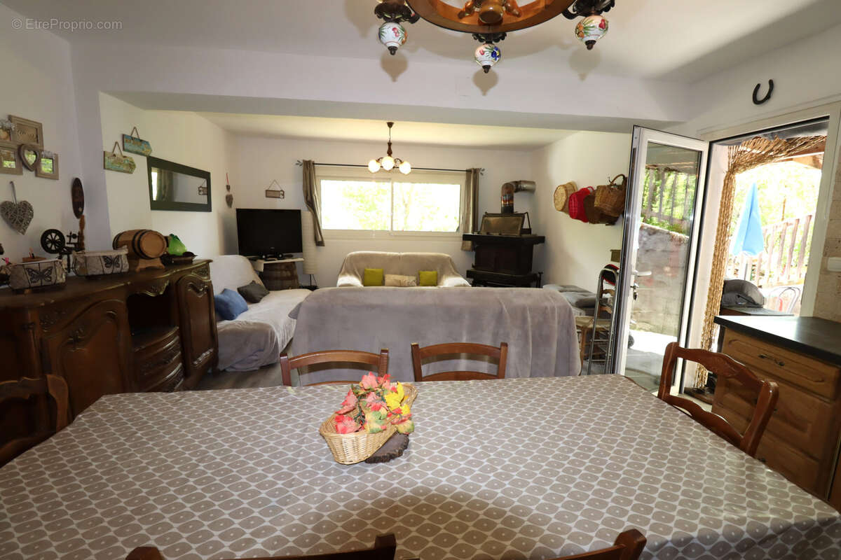 Appartement à VILLARS-COLMARS