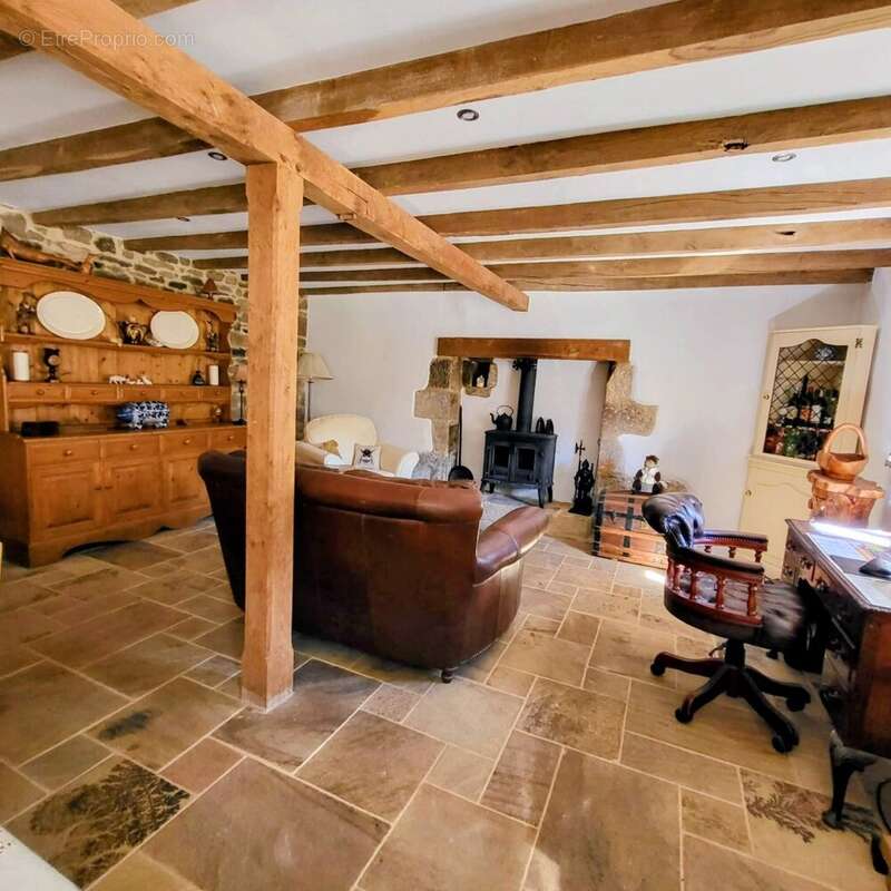Maison à GUERN