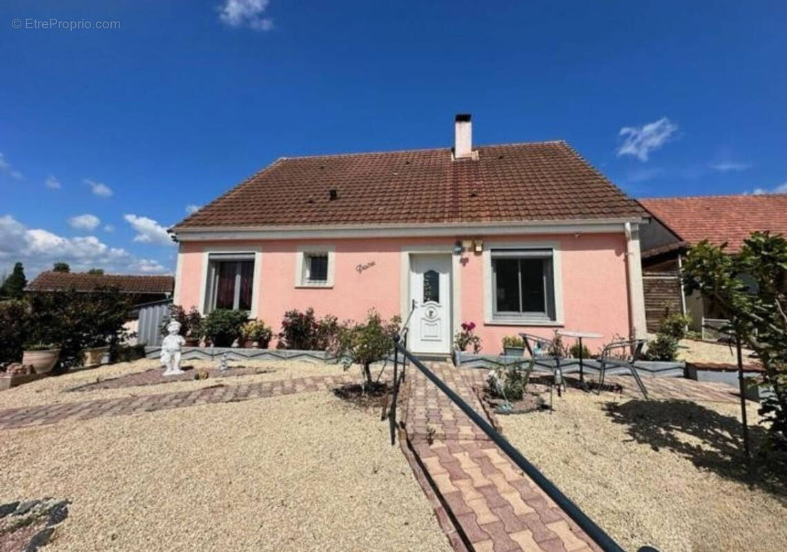 Maison à BILLY