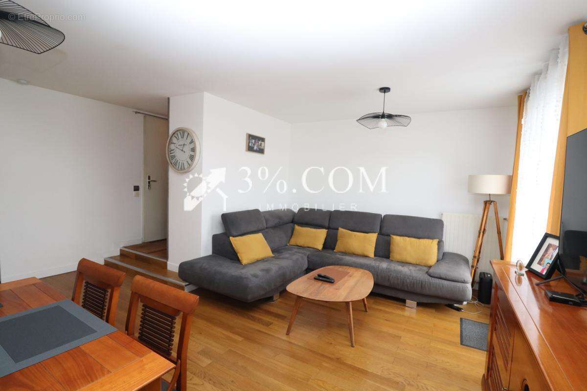 Appartement à SAINT-JACQUES-DE-LA-LANDE