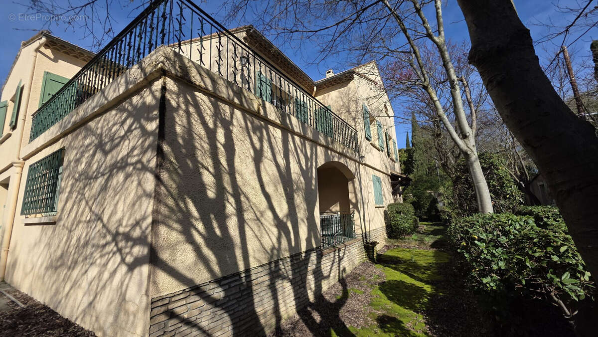 Maison à NIMES