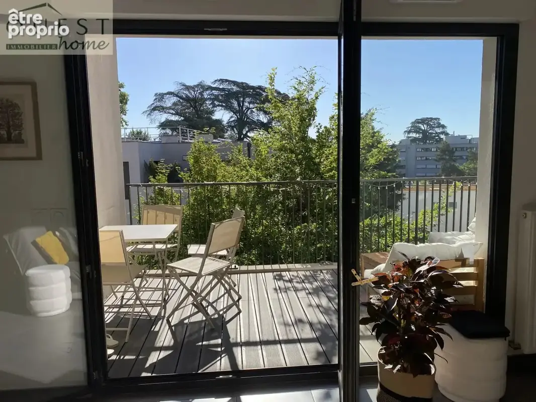 Écully Centre   Appartement au dernier étage avec terrasse - photo 7