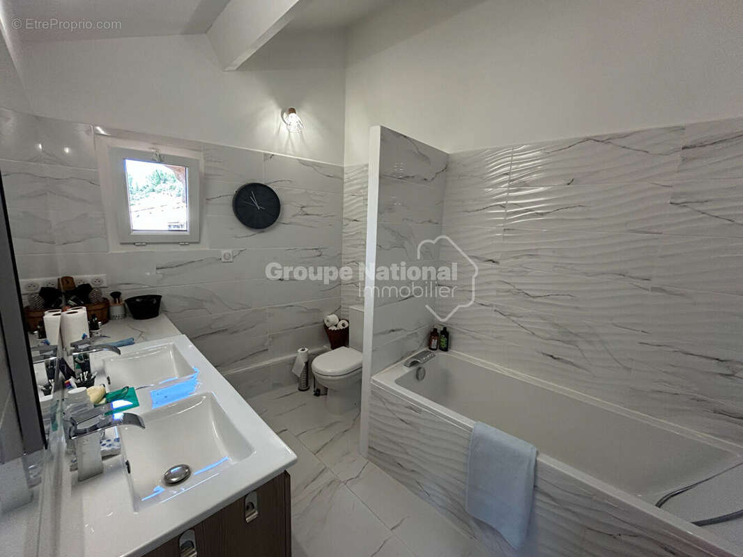 Maison à CHATEAUNEUF-DU-PAPE