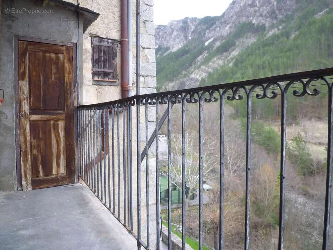Appartement à PUGET-ROSTANG