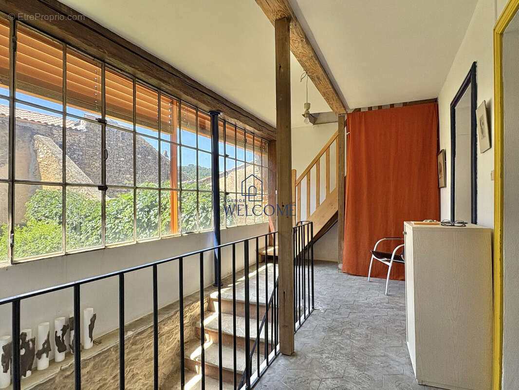 Maison 135 m² à Connaux  - photo 7