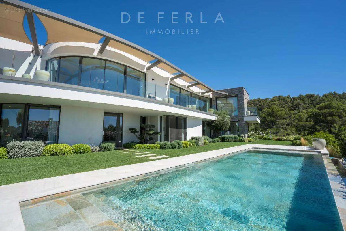 Maison à CAVALAIRE-SUR-MER