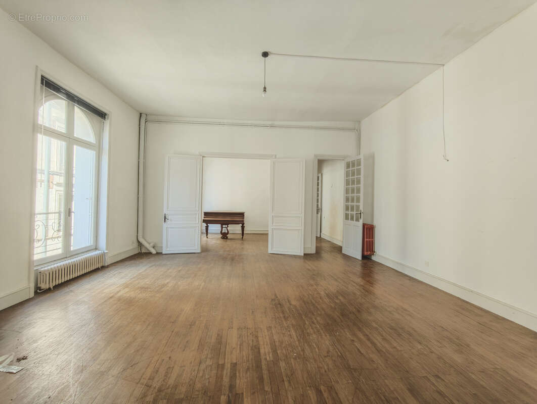 Appartement à CHATEAUNEUF-SUR-CHARENTE