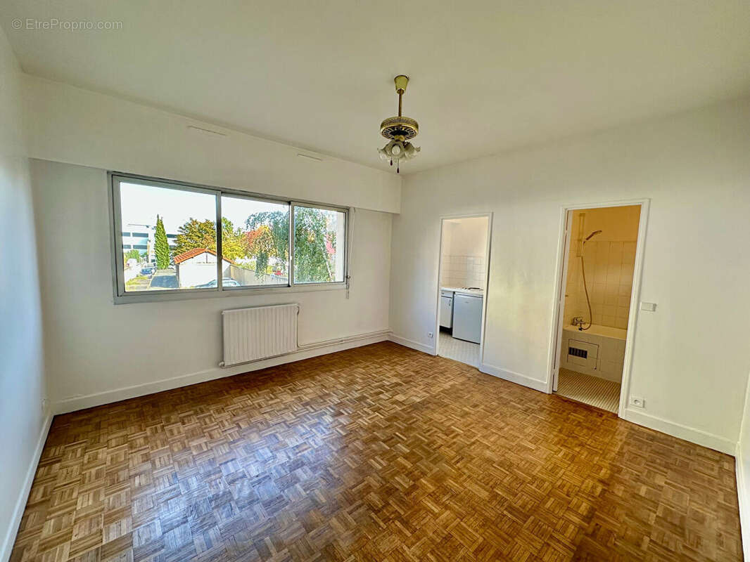 Appartement à IVRY-SUR-SEINE