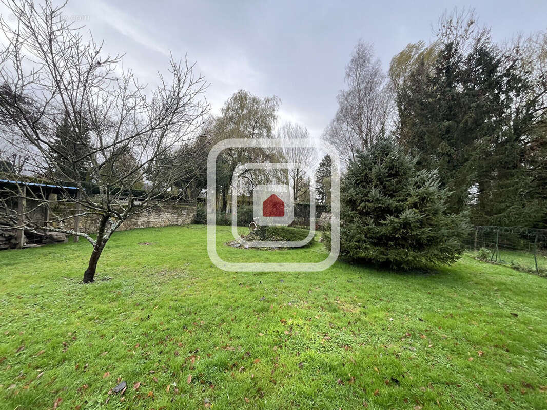 Maison à VAILLY-SUR-AISNE