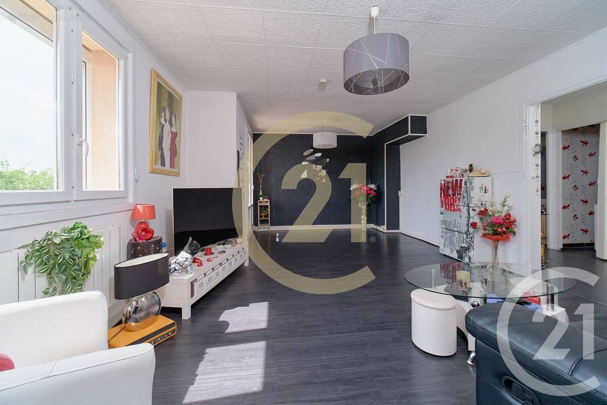 Appartement à LYON-8E