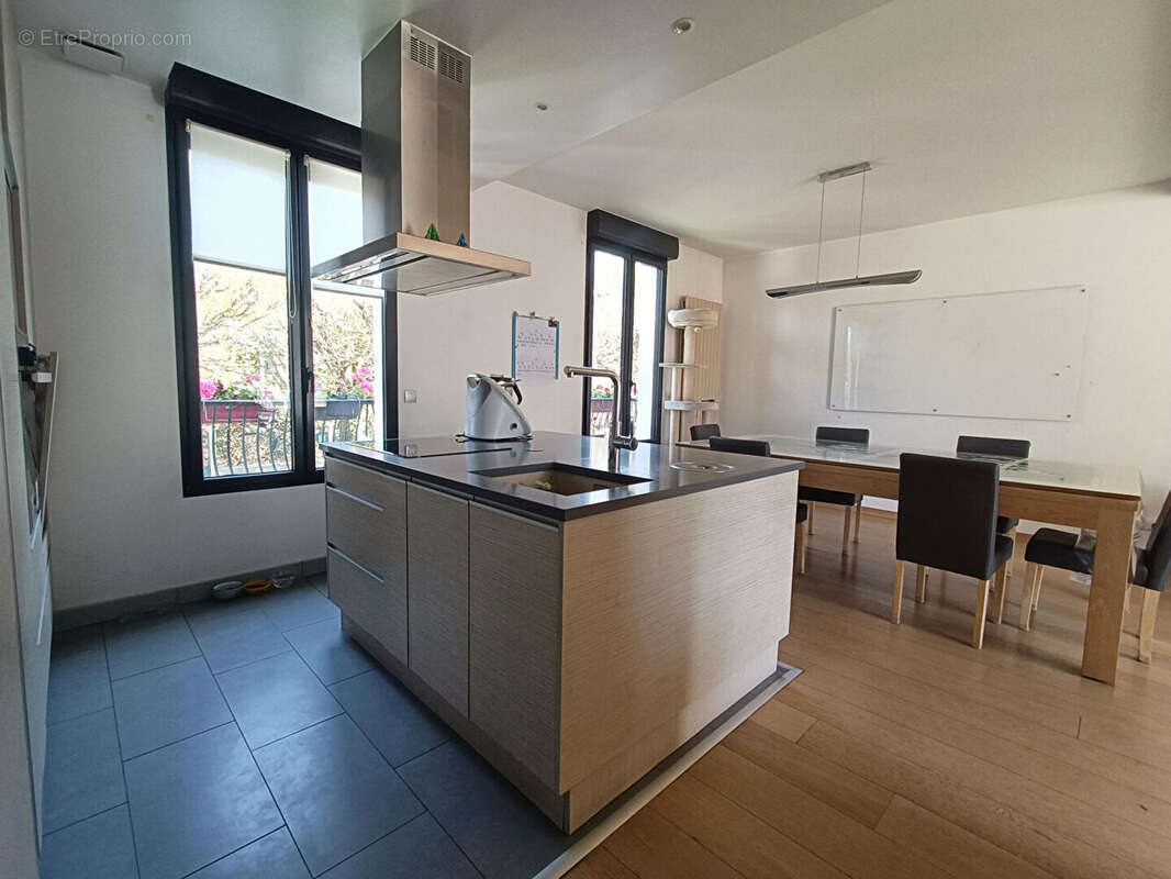 Maison à VILLEMOMBLE