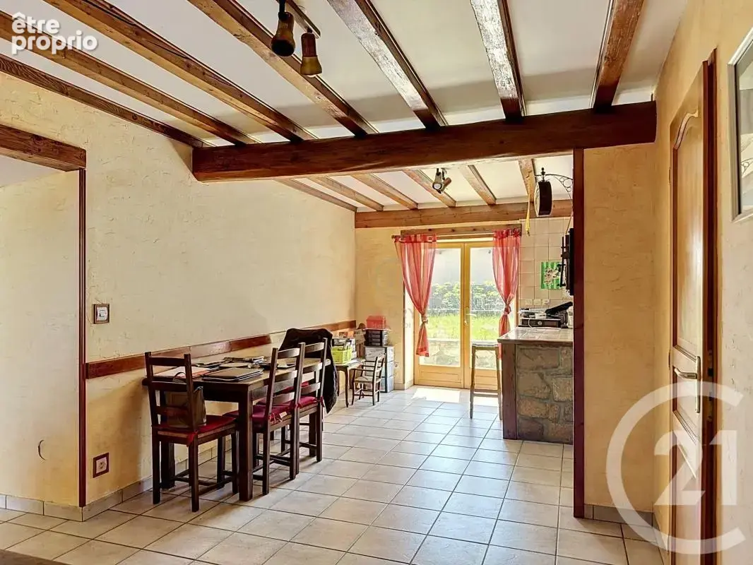 Maison 147 m² à Chassagny  - photo 8