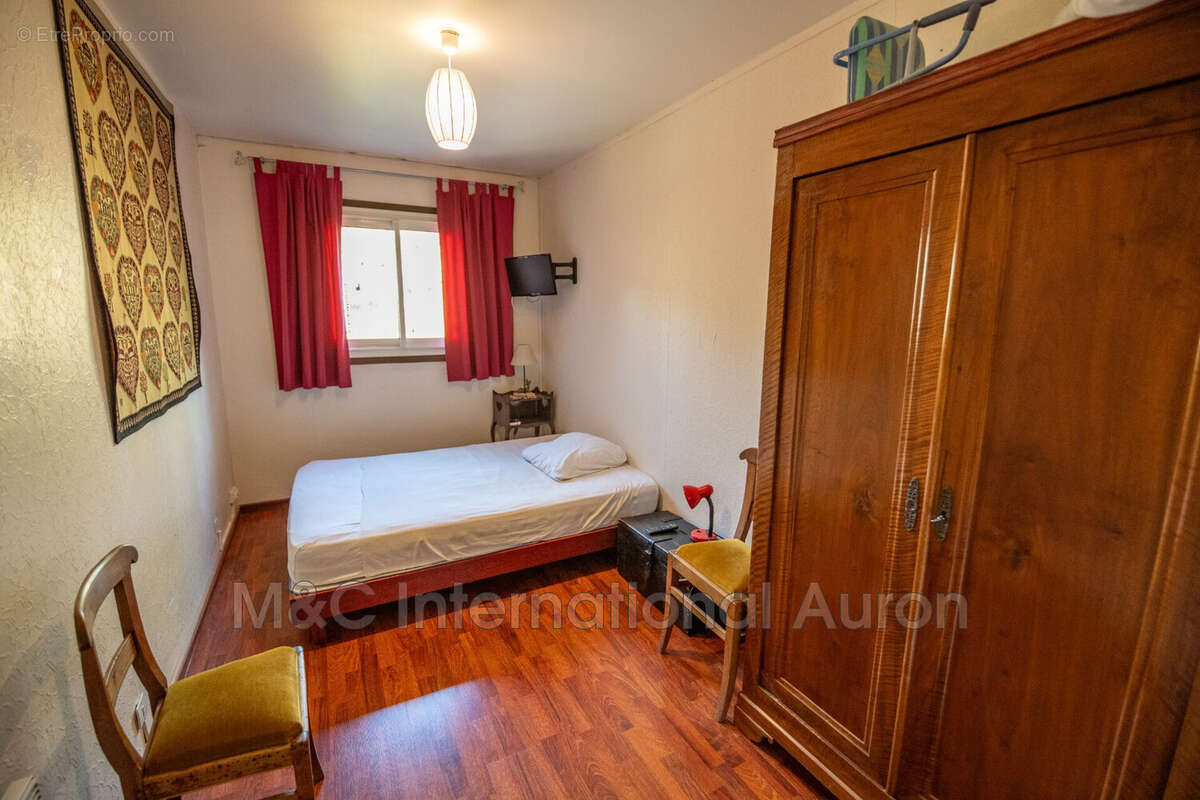 Appartement à SAINT-ETIENNE-DE-TINEE