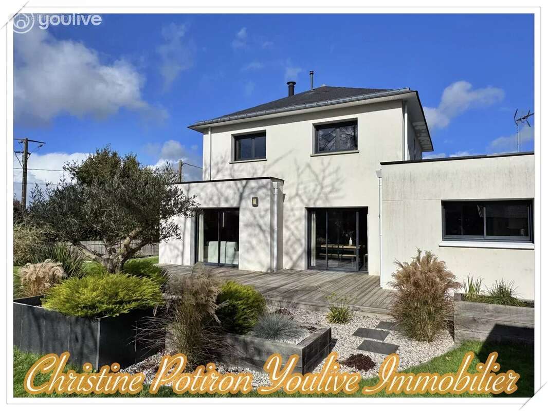 Maison à NOYAL-PONTIVY