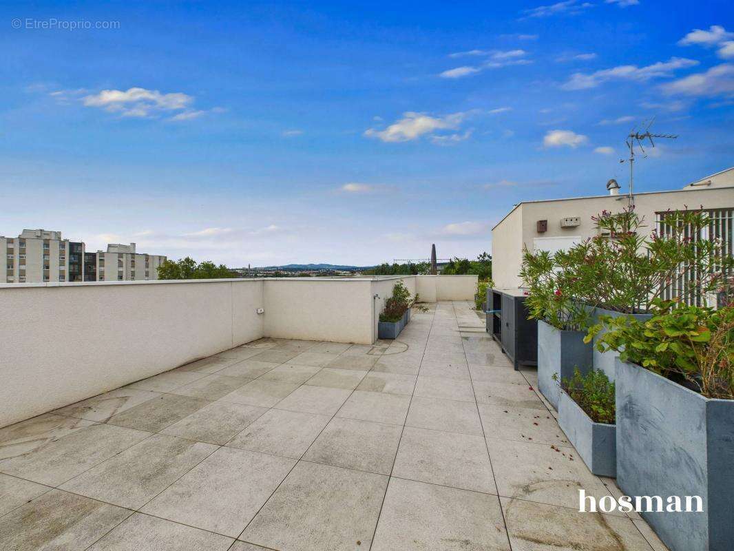Appartement à LYON-8E