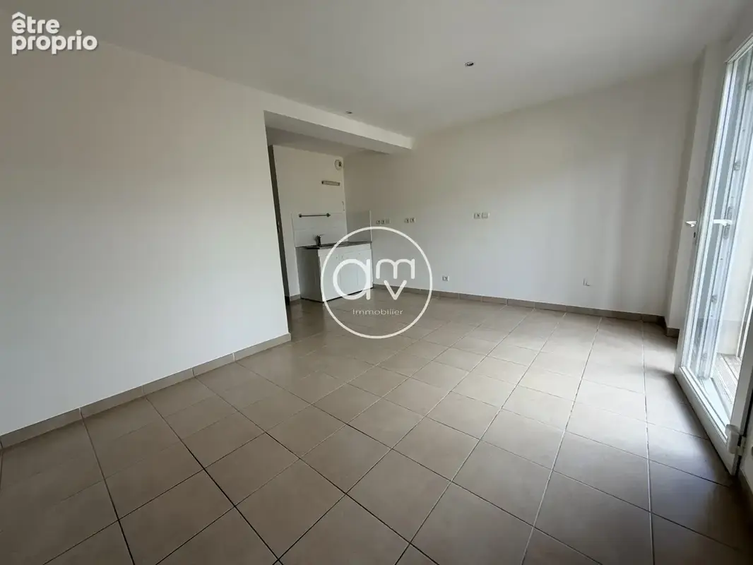 Appartement T2 avec vue - rez de jardin - parking - photo 6