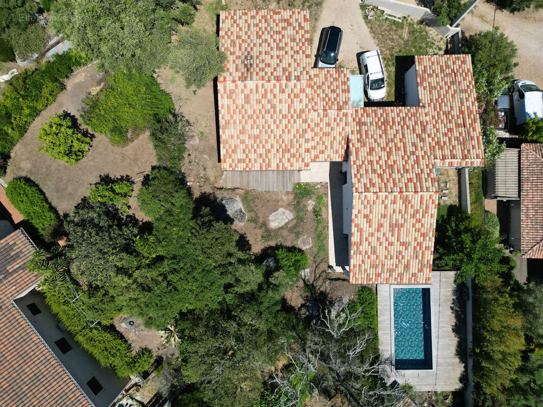 Maison à PORTO-VECCHIO