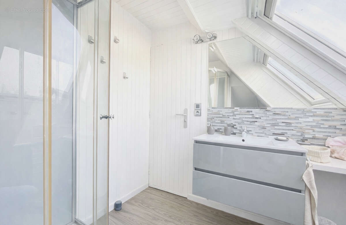 Maison à SAINTE-HONORINE-DU-FAY