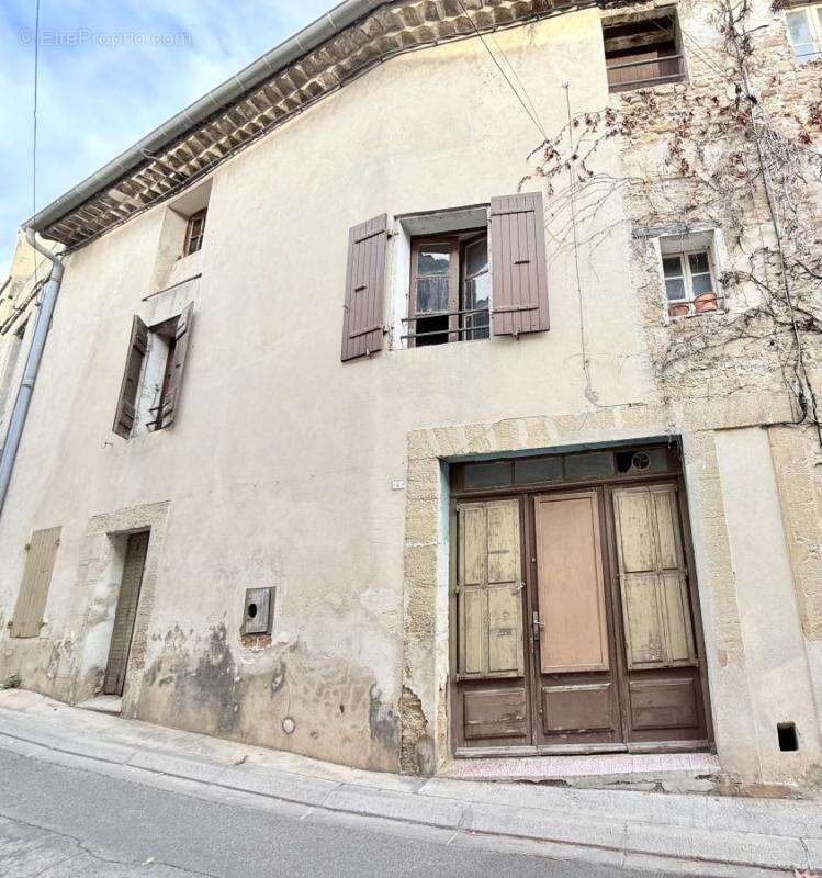 Maison à COURTHEZON