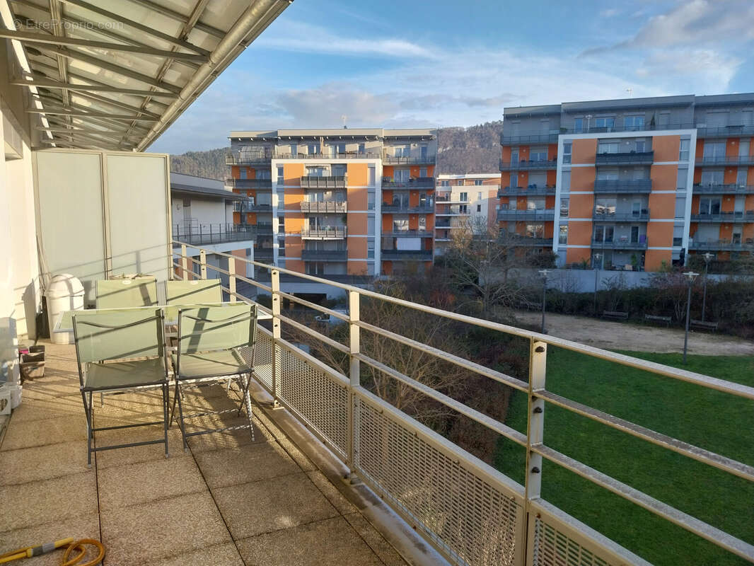 Appartement à QUINTAL