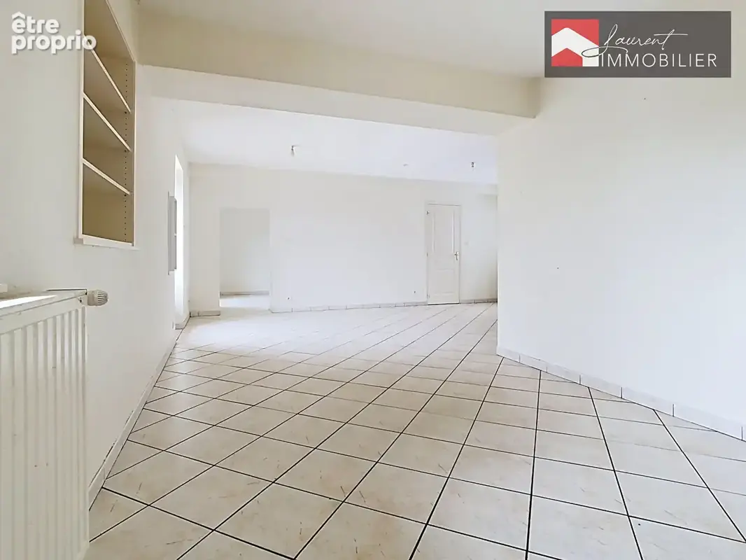 A SIMANDRE : Maison 5 pièces avec nombreuses dépendances - photo 6