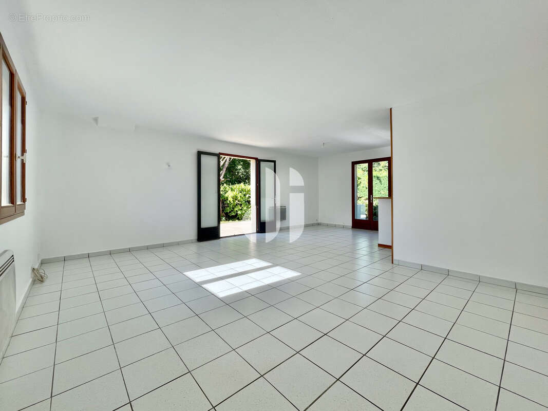 Maison individuelle de plain-pied 4 pièces Villenave-d'Ornon - photo 3