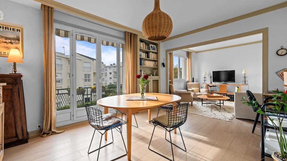 Appartement à GARCHES