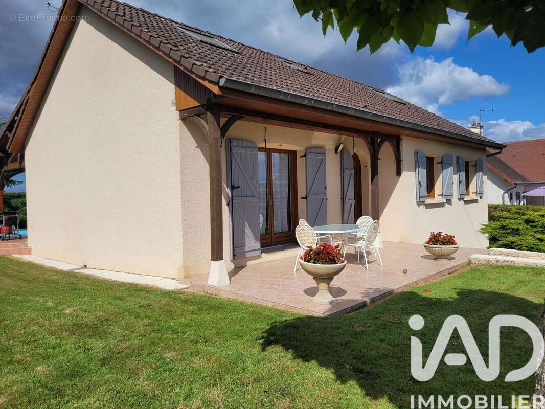 Maison 133 m² à Toulon-Sur-Arroux  - photo 3