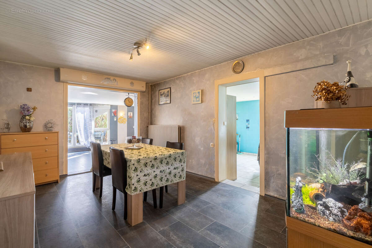 Maison à CORNY-SUR-MOSELLE