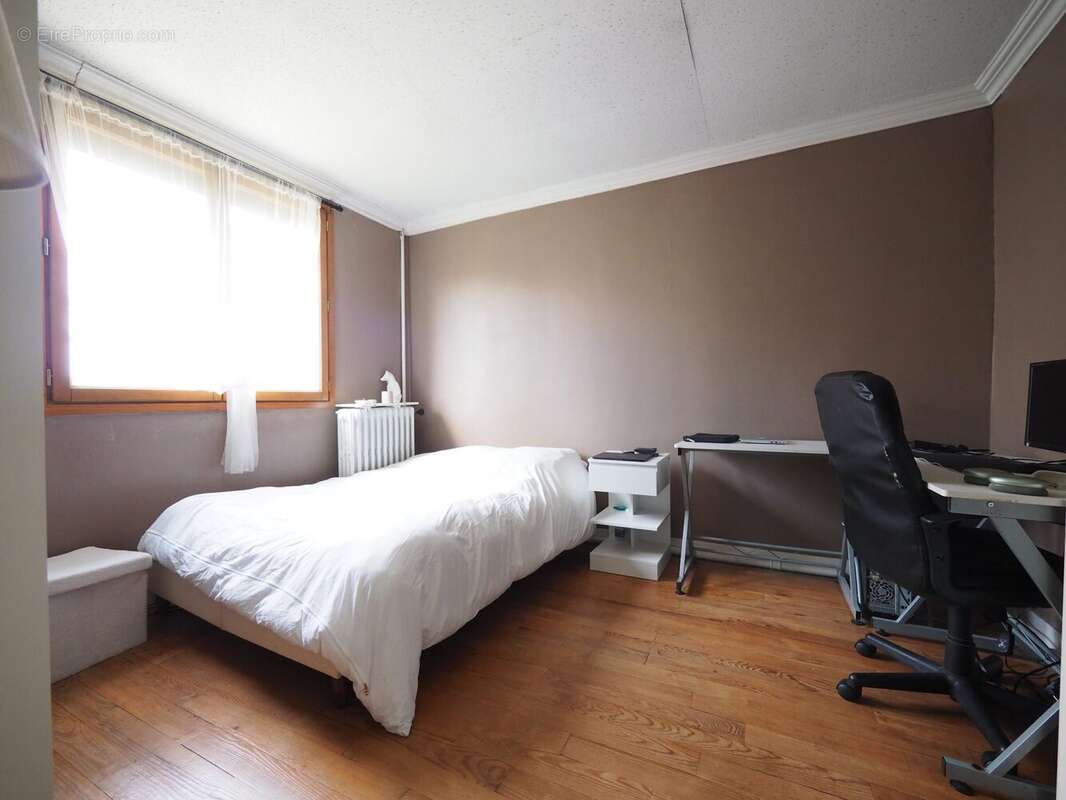 Maison à FONTENAY-LE-FLEURY