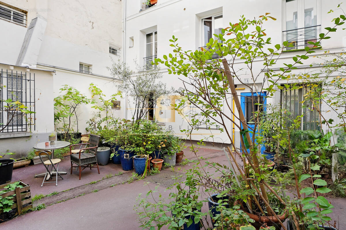 Appartement à PARIS-18E