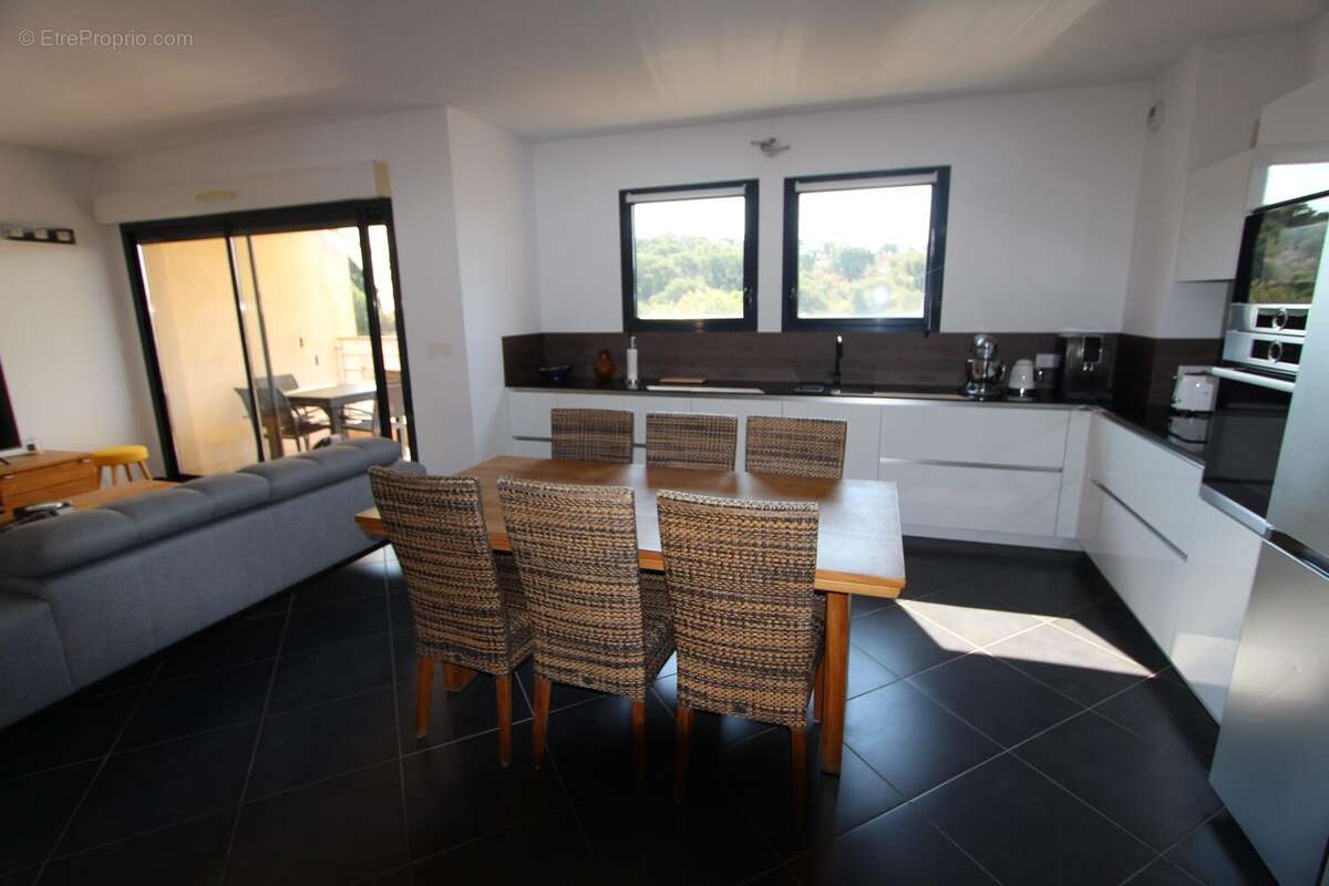 Appartement 69 m² à Ajaccio  - photo 4