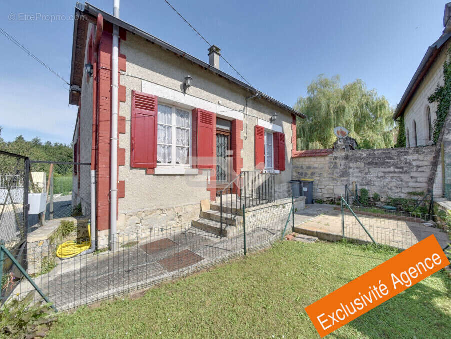 Maison à VAILLY-SUR-AISNE