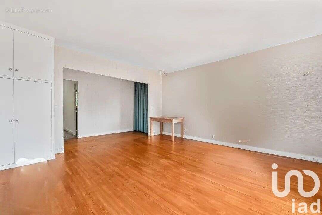 Photo 6 - Appartement à RUEIL-MALMAISON