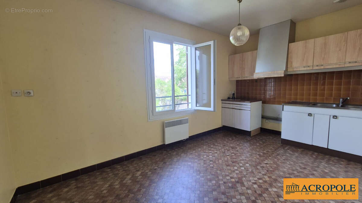 Maison à AUBIGNY-SUR-NERE