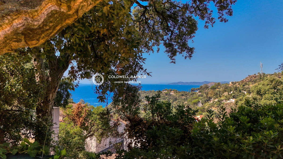 Maison à RAYOL-CANADEL-SUR-MER