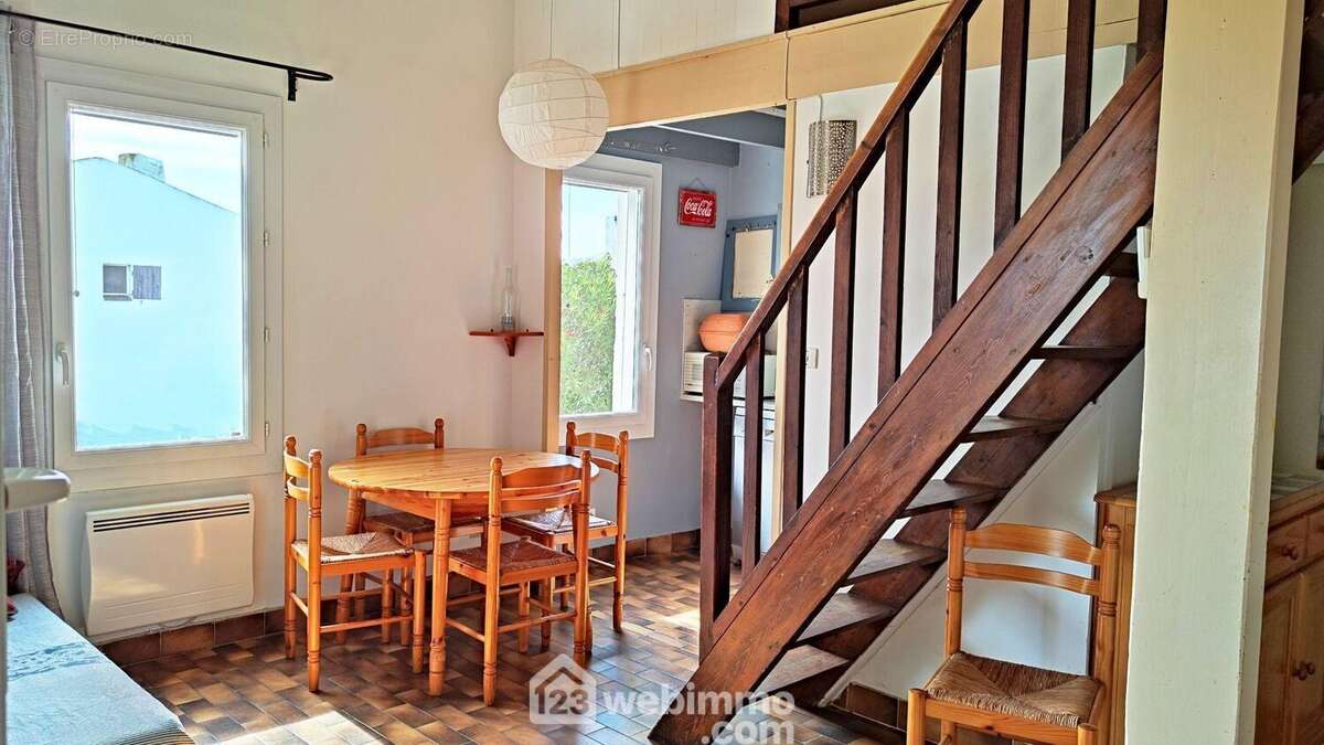 Photo réelle - Appartement à SAINTES-MARIES-DE-LA-MER